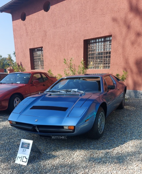 Auto d'epoca Museo Fisogni