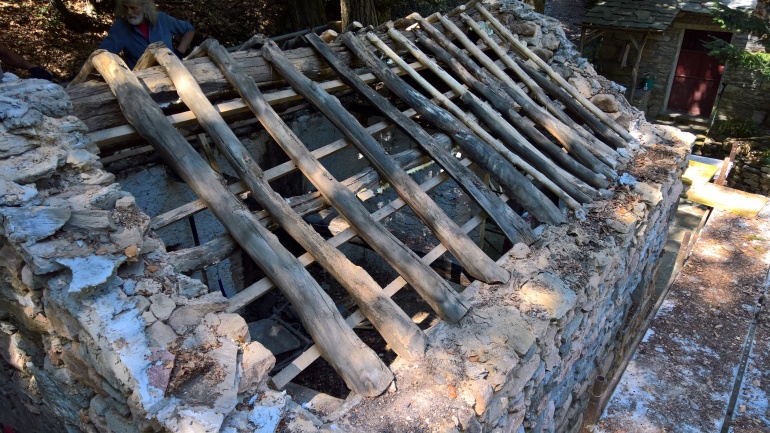 Ristrutturazione Baita piccola Alpe Croce